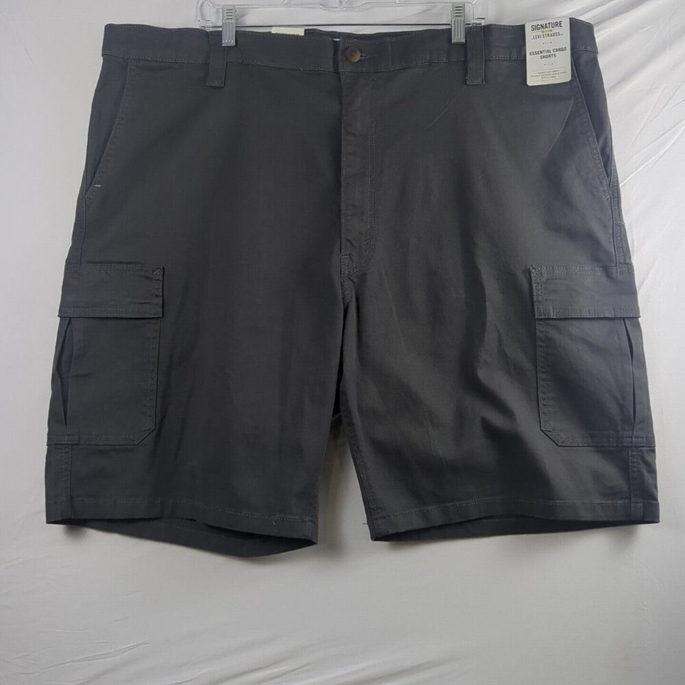Signature Gold Levi Strauss Charcoal Gray Cargo Shorts Mens 44 Hits At The‎ Knee